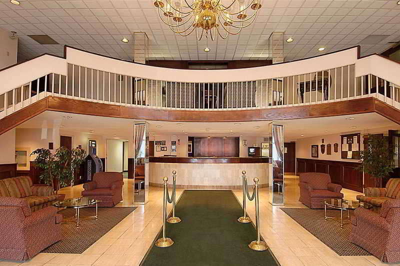 Ramada By Wyndham London Hotel Buitenkant foto